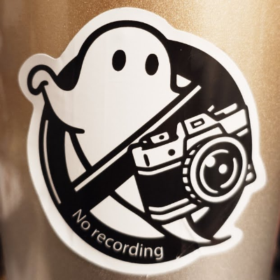 雨を集めている。's avatar